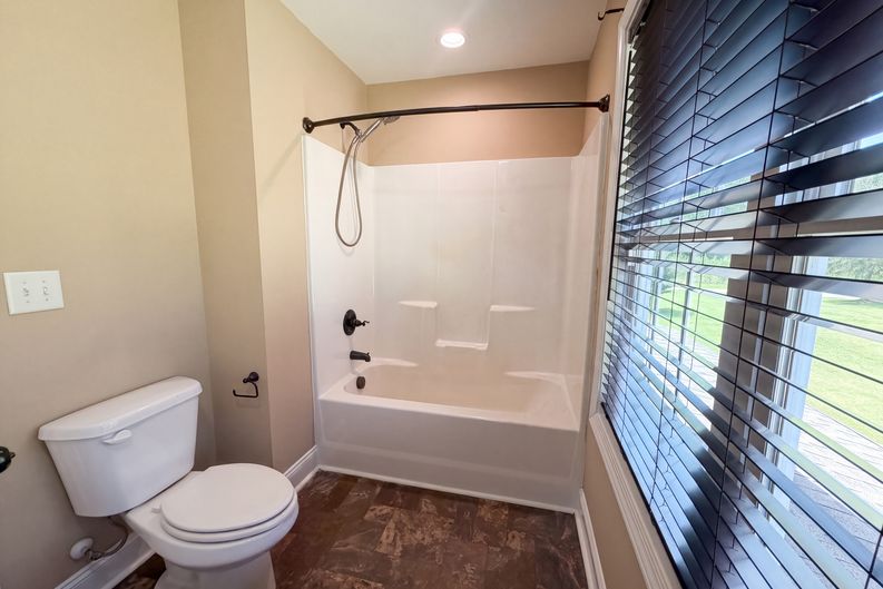 Photo 14 of 20 of 749 Williamsburg Estate Rd, Clover, SC