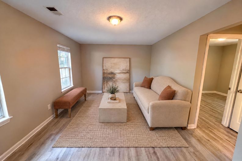 Photo 10 of 19 of 5067 Redan Rd, Stone Mountain, GA