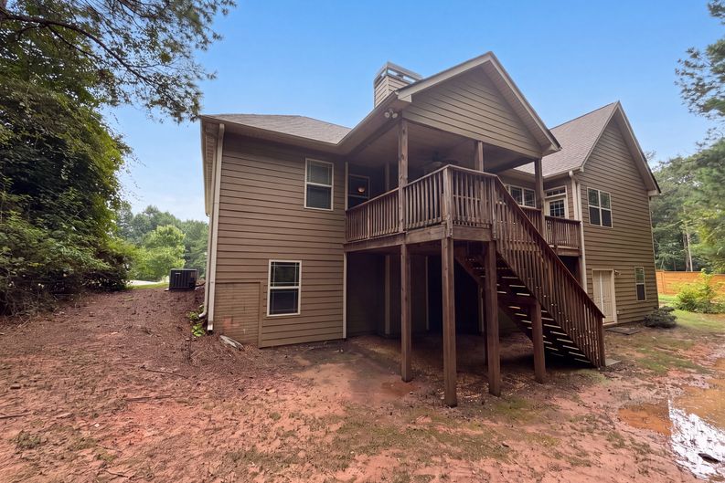 Photo 5 of 27 of 212 Westwind Dr, Newnan, GA