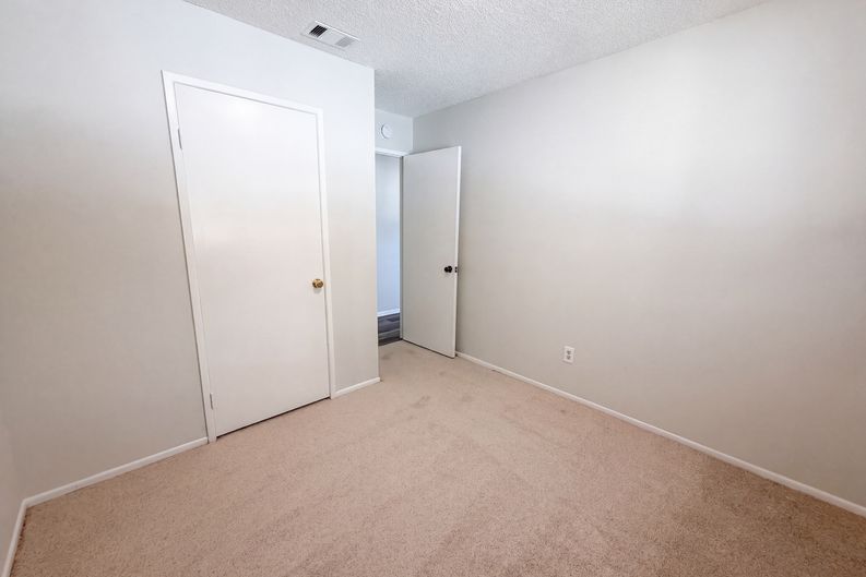Photo 9 of 20 of 3314 20th St, Highland, CA
