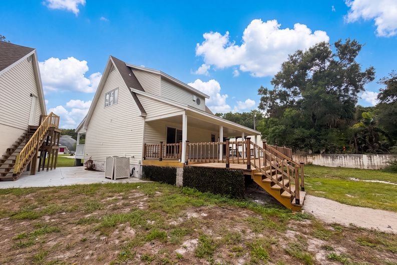 Photo 5 of 32 of 9701 Black Bear Ct, New Port Richey, FL