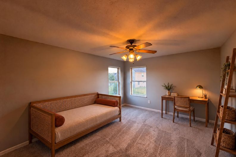 Photo 6 of 23 of 10605 Dunes Ct, Indianapolis, IN