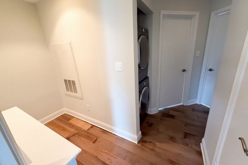 Photo 20 of 25 of 7904 Saddlehorn Ct, Manassas, VA
