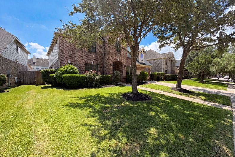 Photo 34 of 36 of 15822 Maple Shores Dr, Houston, TX