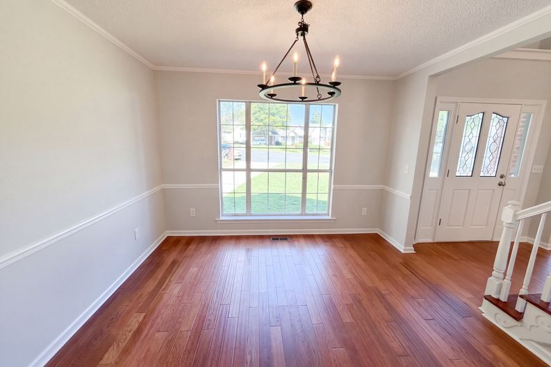 Photo 10 of 28 of 320 Hunters Ridge Dr, Lexington, SC