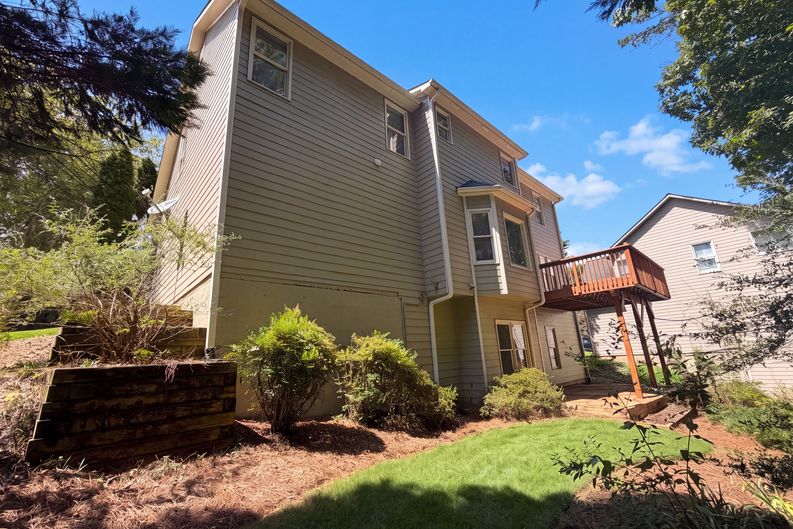Photo 5 of 58 of 3612 Brookefall Ct, Suwanee, GA