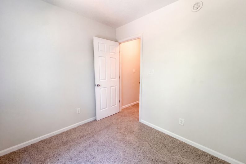 Photo 8 of 20 of 2029 Buffalo Way, Durham, NC