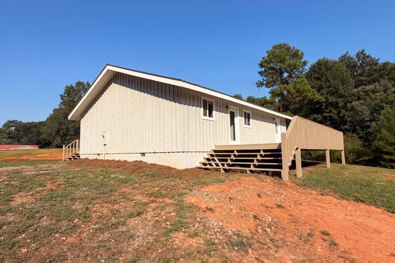 Photo 32 of 41 of 204 Jim Grizzle Rd, Royston, GA