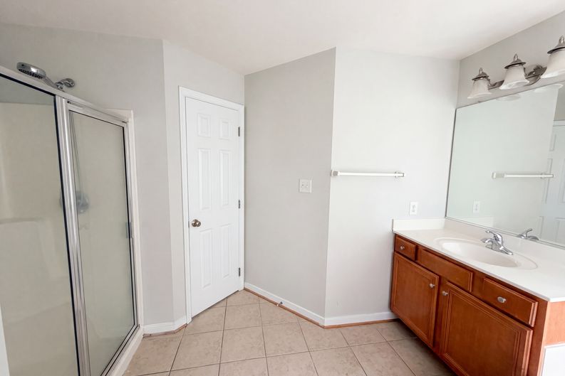 Photo 18 of 26 of 14725 Grand Forest Ct, South Chesterfield, VA