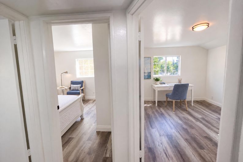 Photo 11 of 27 of 6150 Parkoaks Dr, Citrus Heights, CA
