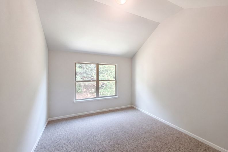 Photo 18 of 29 of 2182 Apple Orchard Way, Austell, GA