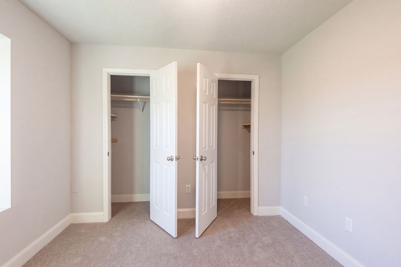 Photo 15 of 18 of 505 Mount Vernon Dr, La Place, LA