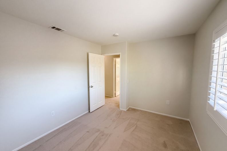 Photo 27 of 43 of 563 Tell Ln, Hemet, CA