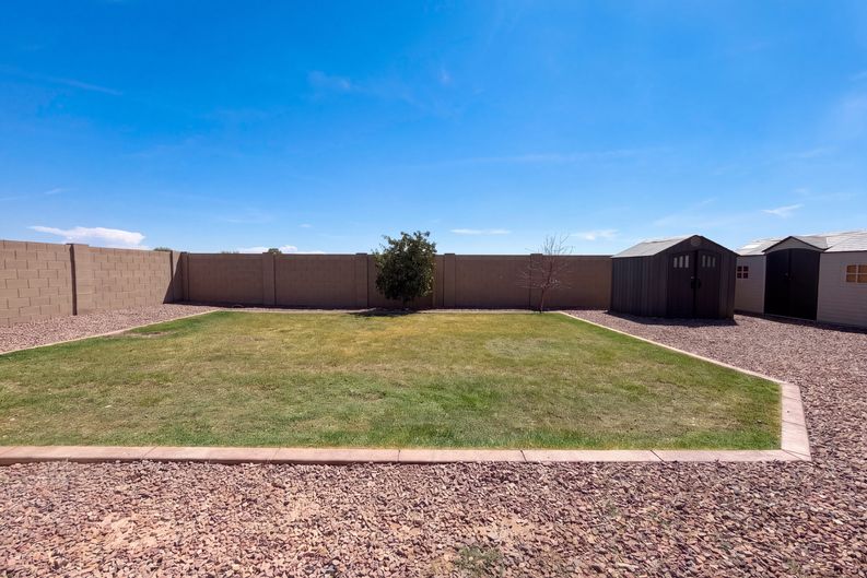 Photo 14 of 17 of 2923 E Inca Ln, San Tan Valley, AZ
