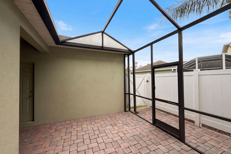 Photo 5 of 26 of 1308 Seburn Rd, Apopka, FL