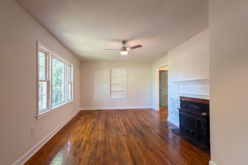 Photo 6 of 20 of 1125 Old Spartanburg Hwy, Lyman, SC