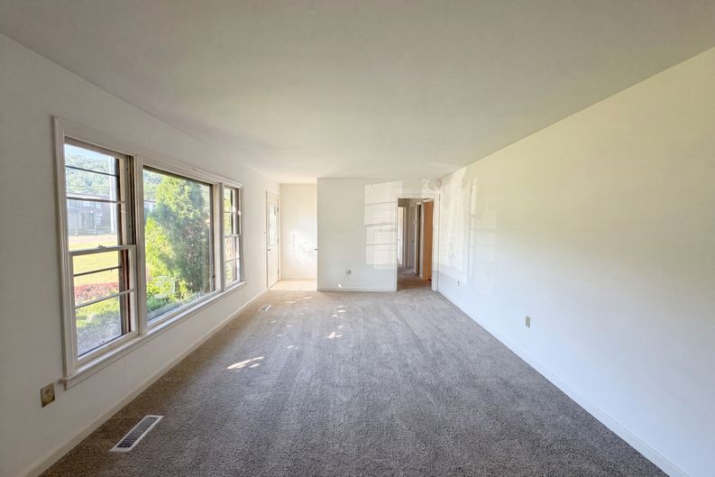 Photo 15 of 25 of 2205 Adair Dr, Knoxville, TN