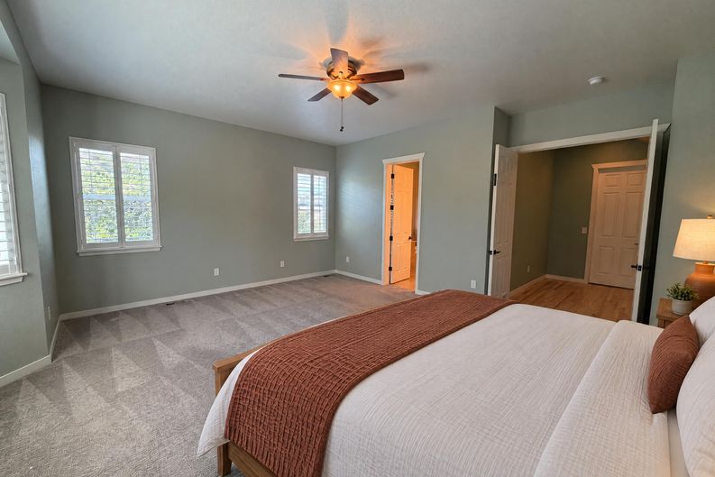 Photo 4 of 40 of 14928 Nighthawk Ln, Broomfield, CO