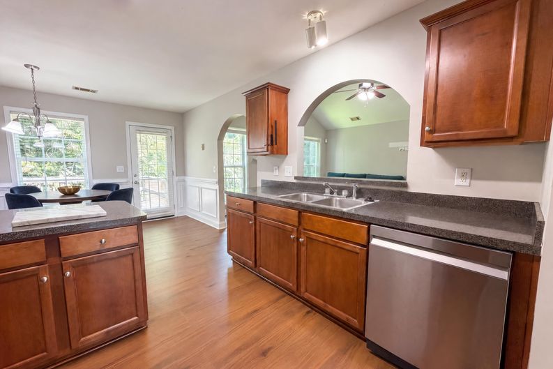 Photo 23 of 32 of 4468 Karron Dr, Powder Springs, GA