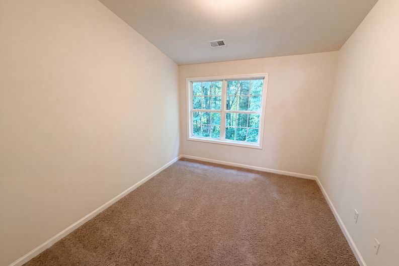 Photo 13 of 23 of 2111 Ferentz Trce, Norcross, GA