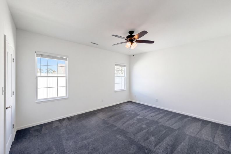 Photo 4 of 31 of 4128 Ballybay Ln, Indianapolis, IN