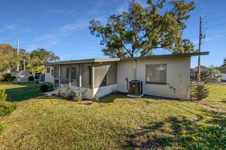 Photo 5 of 27 of 7314 Boice St, Orlando, FL