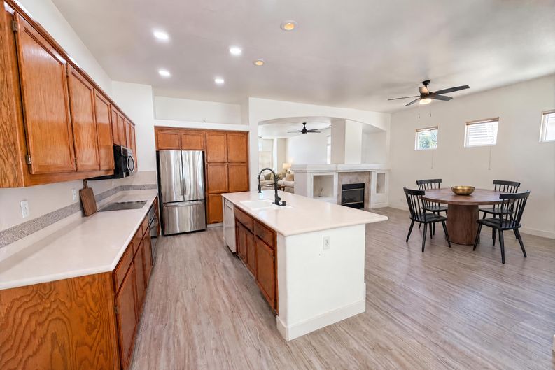 Photo 8 of 28 of 3309 Mokelumne Ct, Modesto, CA