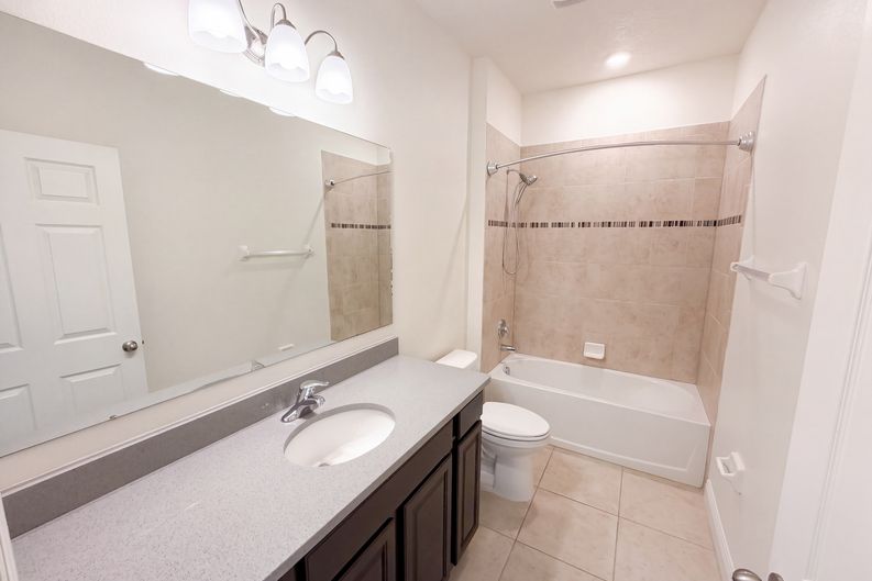 Photo 19 of 32 of 6435 Monserrat Dr, Vero Beach, FL