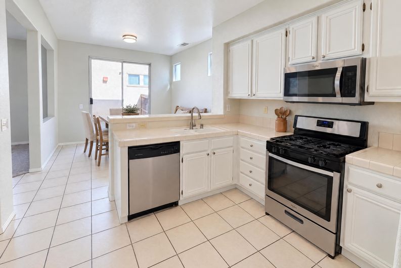 Photo 3 of 24 of 6814 Corybus St, Chino, CA