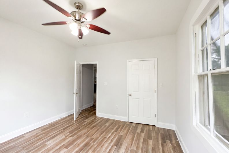 Photo 9 of 17 of 1454 Farragut St, New Orleans, LA