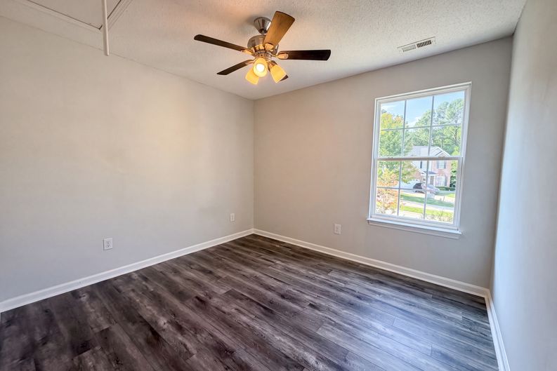 Photo 10 of 22 of 2618 Dutch Grove Cir, Raleigh, NC