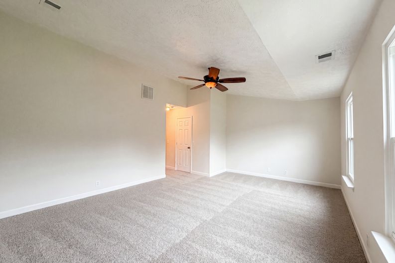 Photo 19 of 25 of 1223 California Dr, Murfreesboro, TN