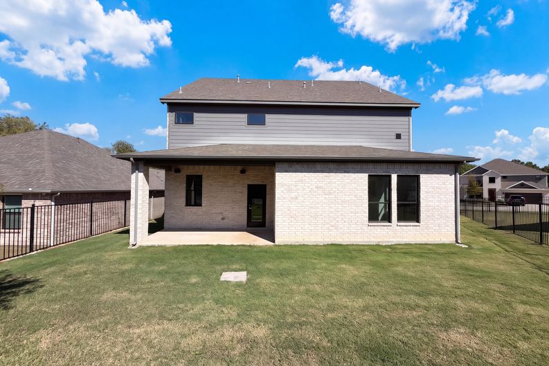 Photo 5 of 32 of 563 Torrey Pines Cir, Heath, TX
