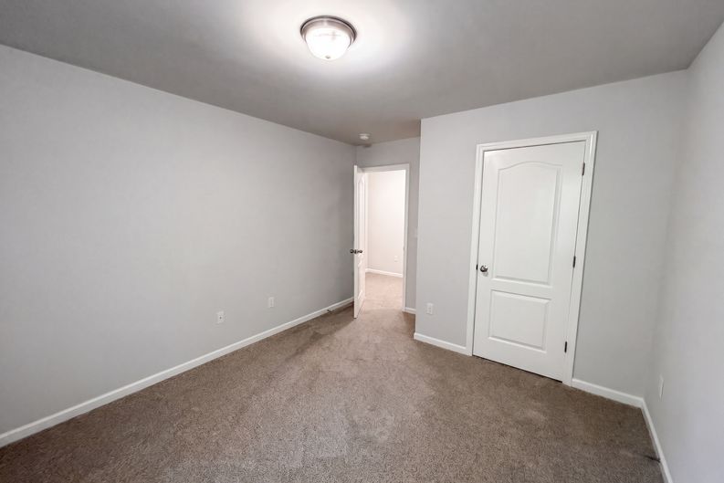 Photo 12 of 21 of 129 Saddlebrook Ave, Pickens, SC