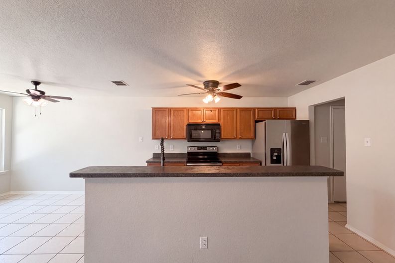 Photo 6 of 17 of 825 Village Point Ln, Fort Worth, TX