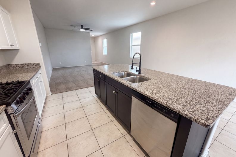 Photo 10 of 36 of 30970 W Amelia Ave, Buckeye, AZ