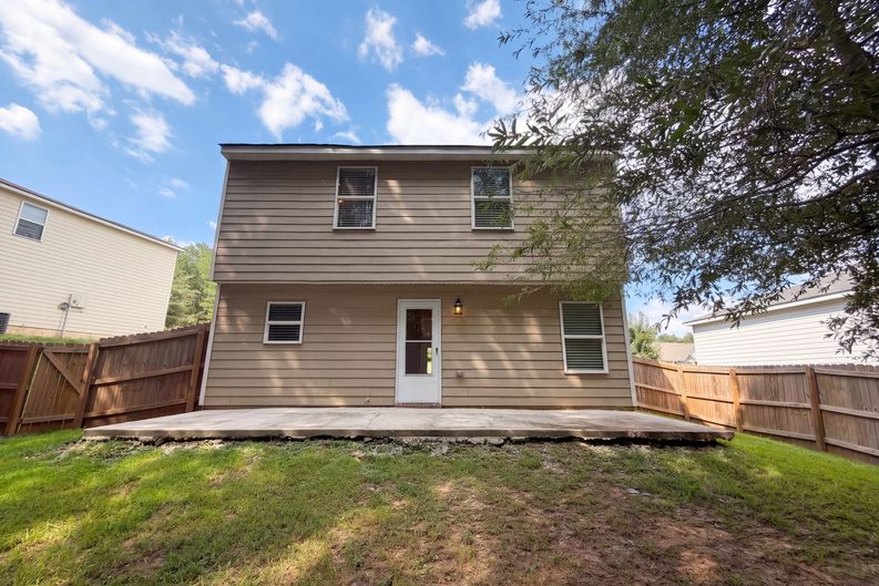 Photo 5 of 23 of 3267 Talkeetna Rd, Douglasville, GA