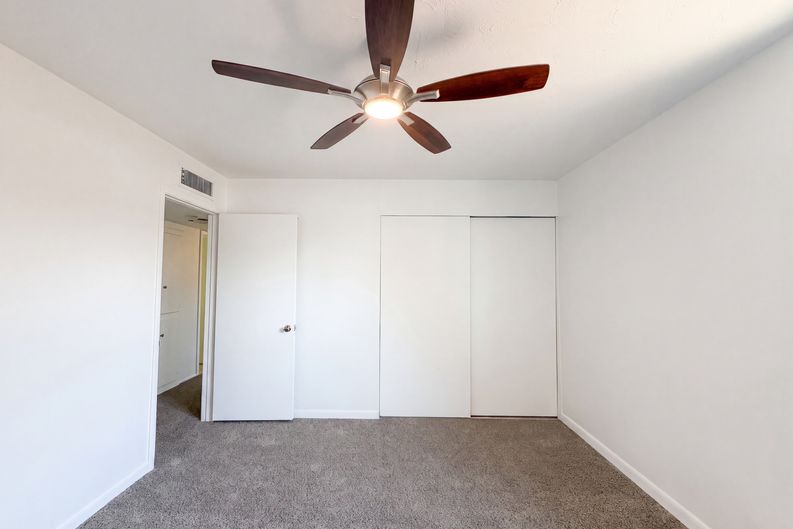 Photo 4 of 21 of 3115 N 53rd Dr, Phoenix, AZ
