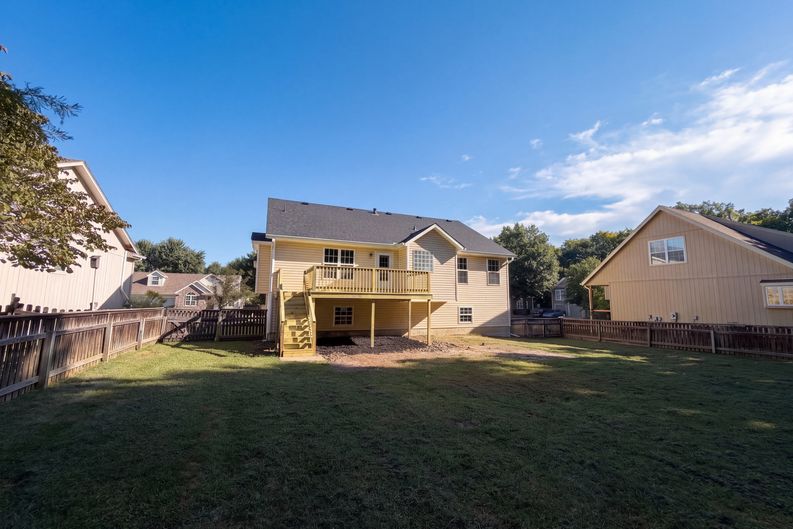 Photo 15 of 17 of 21505 E 50th Terrace Ct S, Blue Springs, MO