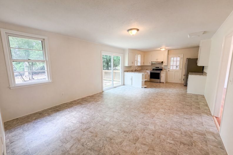 Photo 6 of 19 of 20 Moonglo Cir, Columbia, SC