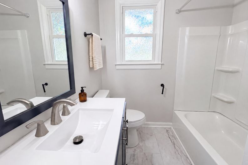 Photo 15 of 29 of 1710 Fairhaven Dr, Columbia, SC