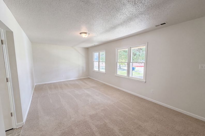 Photo 8 of 15 of 4 Shirley Caesar Ct, Durham, NC