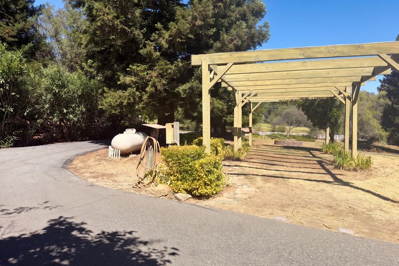 Photo 33 of 35 of 8384 Woodman Ln, Newcastle, CA