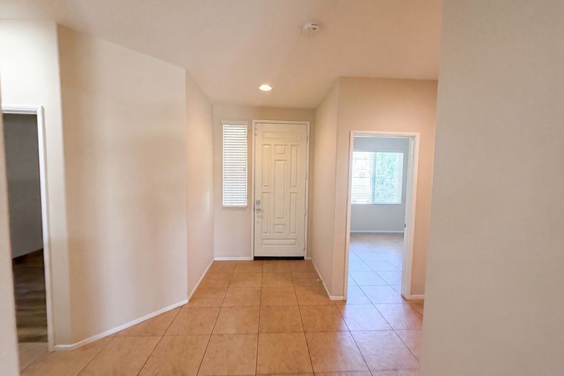 Photo 7 of 33 of 12783 Brandon St, Victorville, CA
