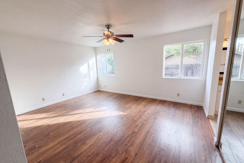Photo 4 of 25 of 6232 Wittenham Way, Orangevale, CA