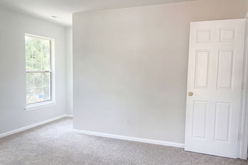 Photo 15 of 25 of 625 E Princess Anne Rd, Norfolk, VA