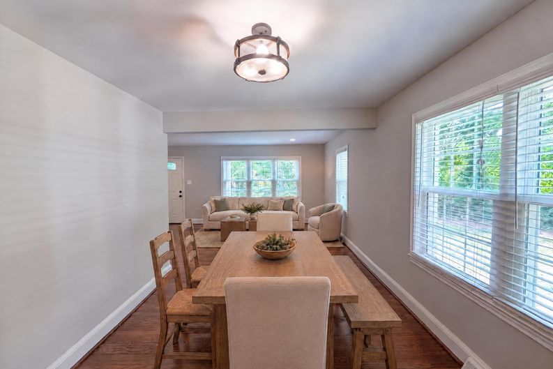 Photo 3 of 17 of 1712 N Roxboro St, Durham, NC