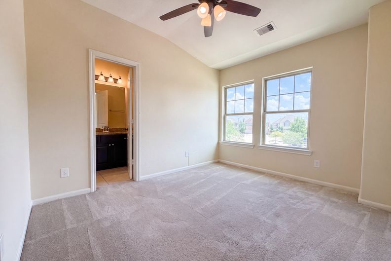 Photo 8 of 19 of 12147 San Luca St, Richmond, TX