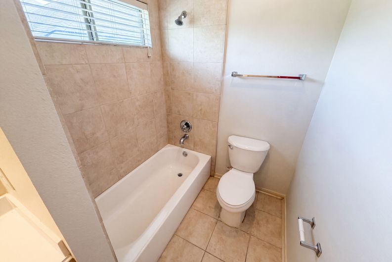 Photo 21 of 36 of 15822 Maple Shores Dr, Houston, TX