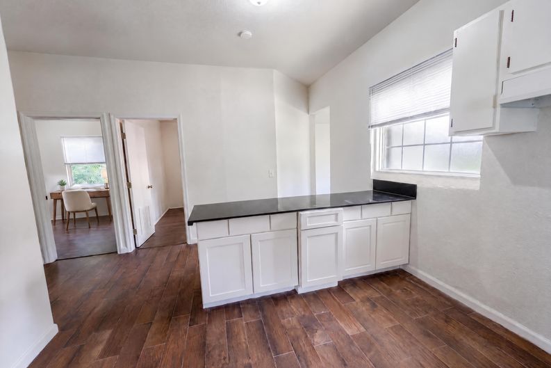 Photo 8 of 19 of 1834 Brooker Rd, Jacksonville, FL